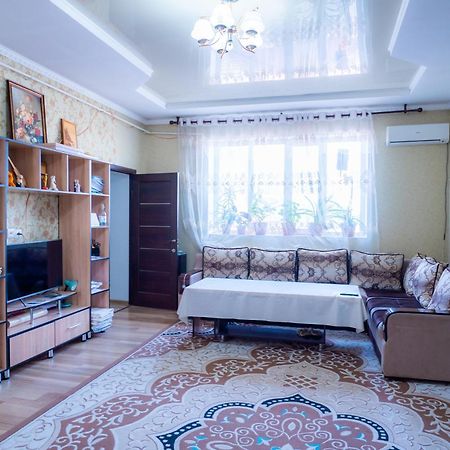 Guest House Etnodom Jalal-Abad Buitenkant foto