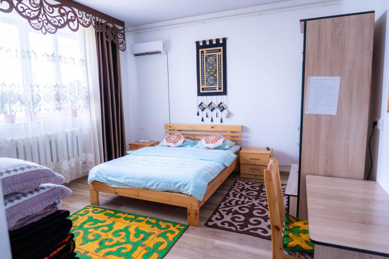 Guest House Etnodom Jalal-Abad Buitenkant foto