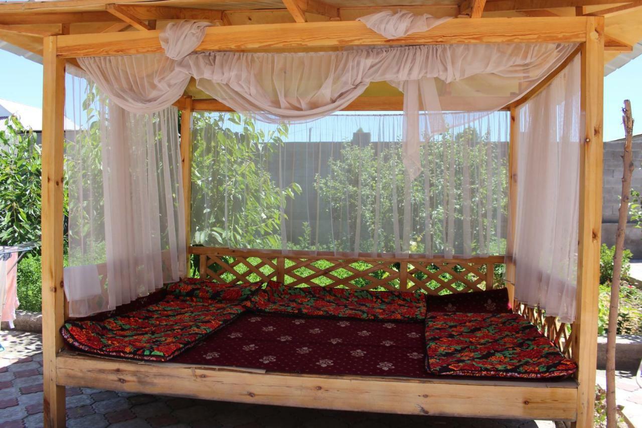 Guest House Etnodom Jalal-Abad Buitenkant foto
