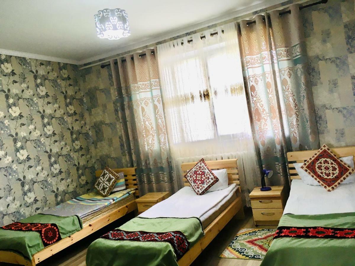 Guest House Etnodom Jalal-Abad Buitenkant foto